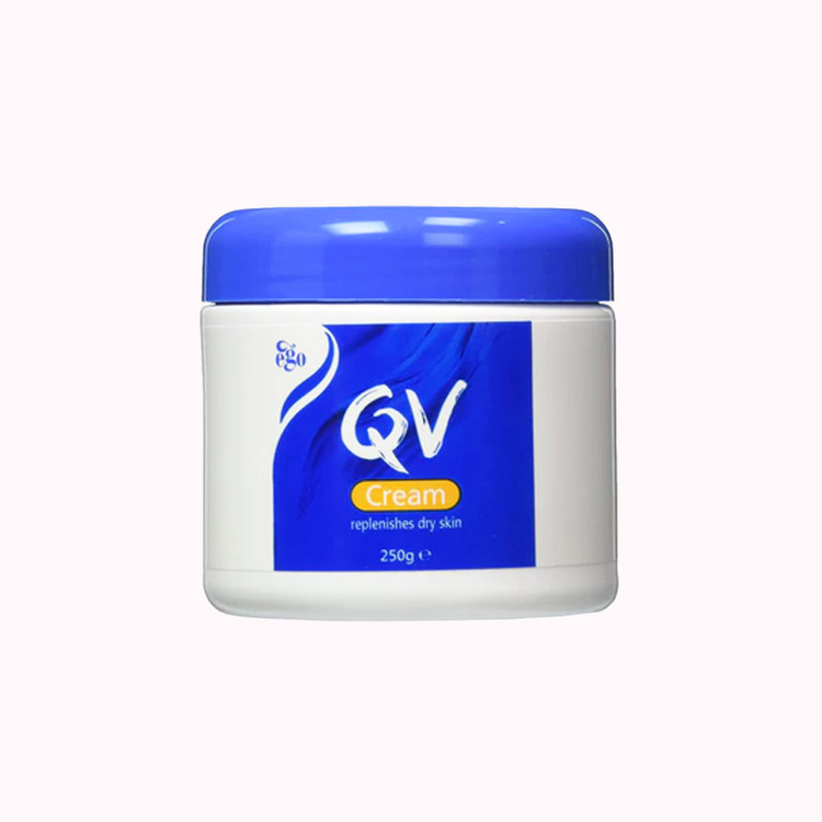 کرم مرطوب کننده کیووی حجم 250 میلی لیتر